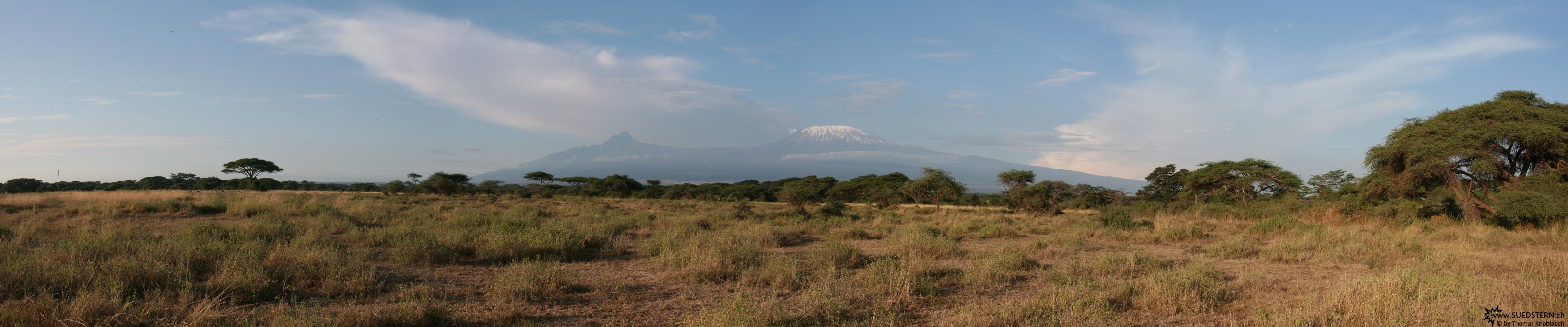 2007-04-12 - Kenya - Kimana Panorama - Kilimanjaro